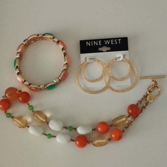 Tommy Hilfiger Beaded  Necklace Set NWOT 🌴 🌴 🌴 - Picture 8 of 8